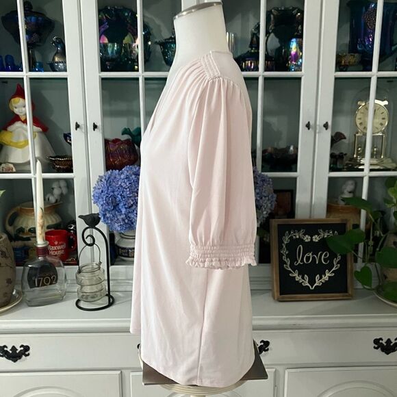 Light Pink Top. Banana Republic Sz Small - Picture 4 of 9